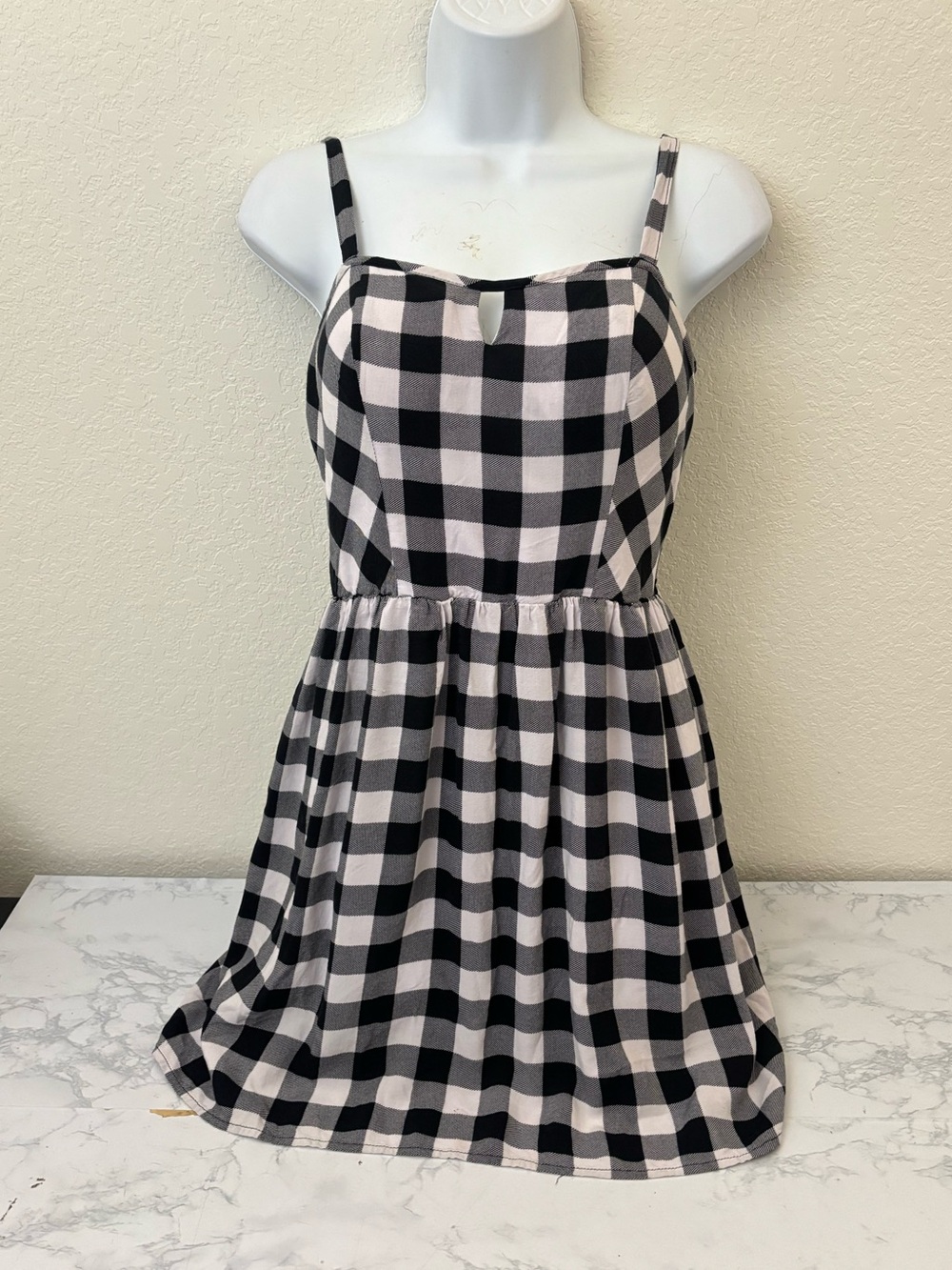 AUW Sundress Black Plaid Adjust Spag Strap Built In Bra Size L Pullover Y2K